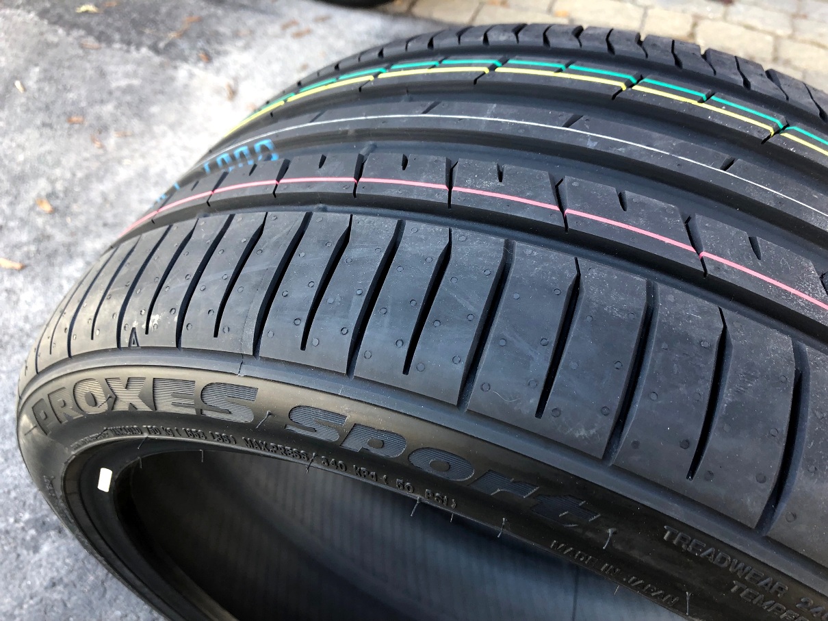 Évaluation de pneus Toyo Proxes Sport vs Michelin Pilot Sport 4S