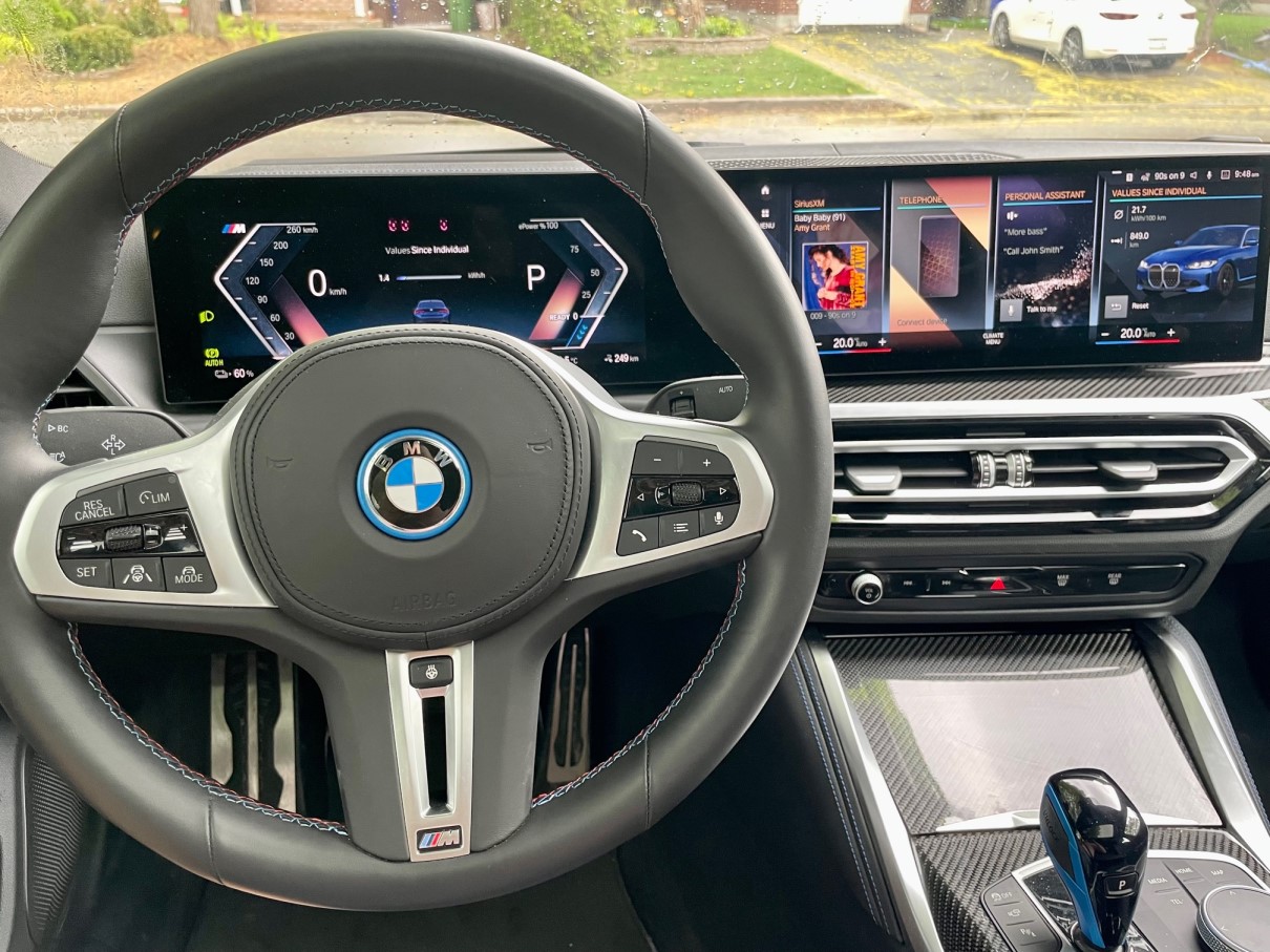 2022 bmw i4 m50 interior