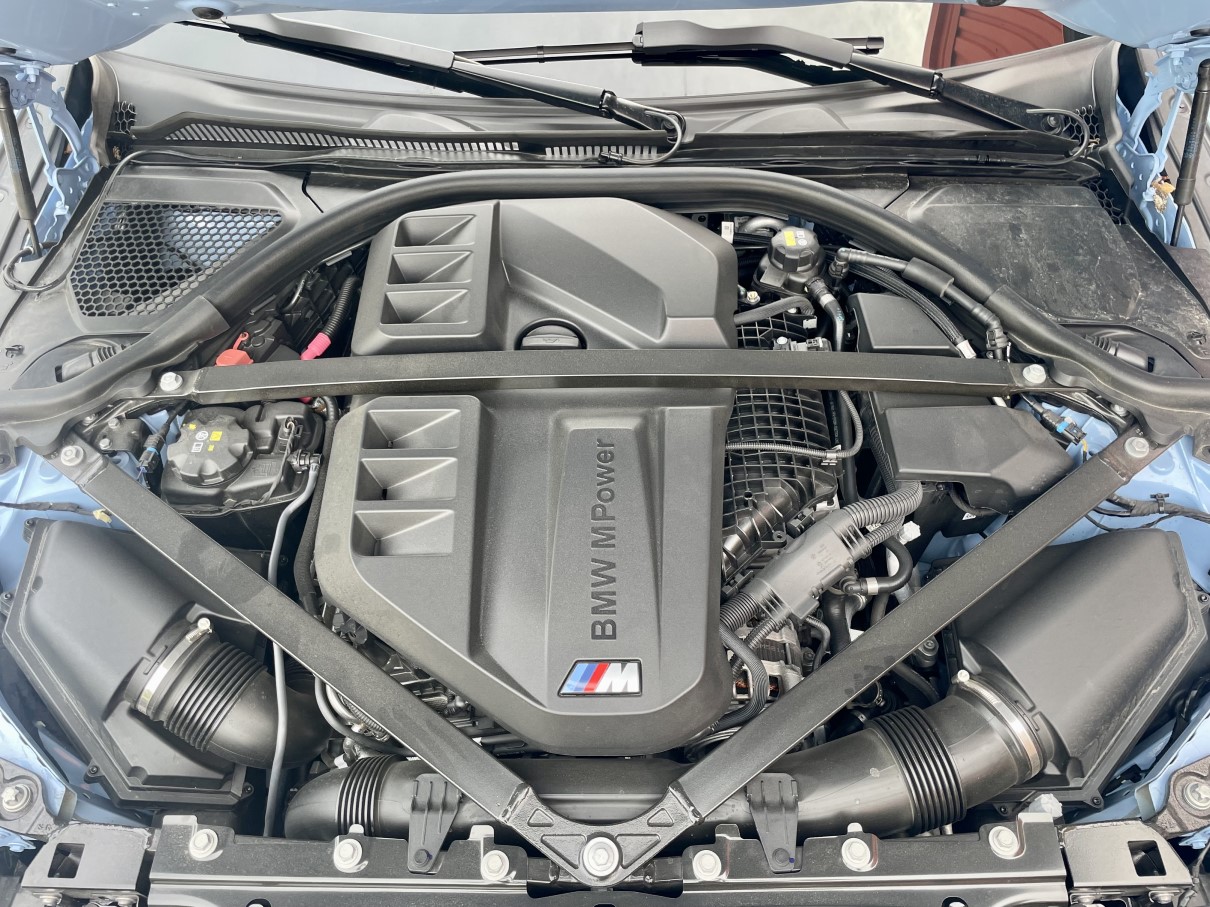 bmw M2 engine