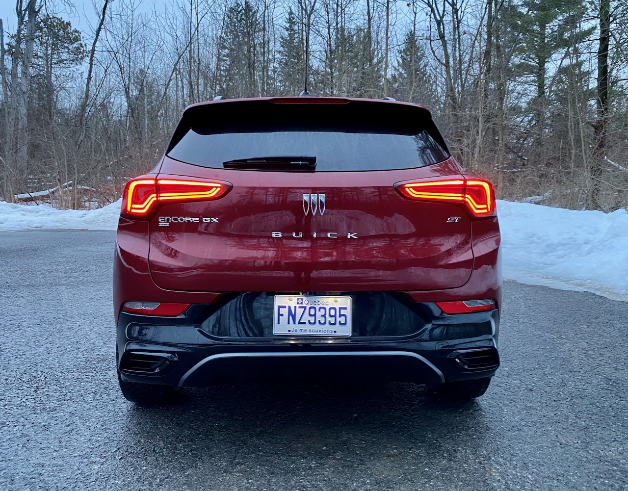 BuickEncore24 03 of 13