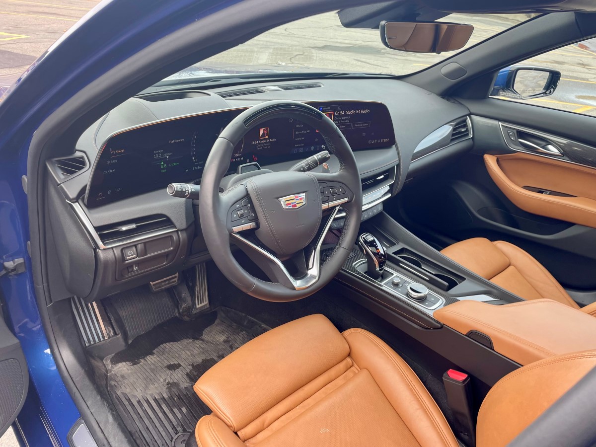 2025 cadillac ct5 interior
