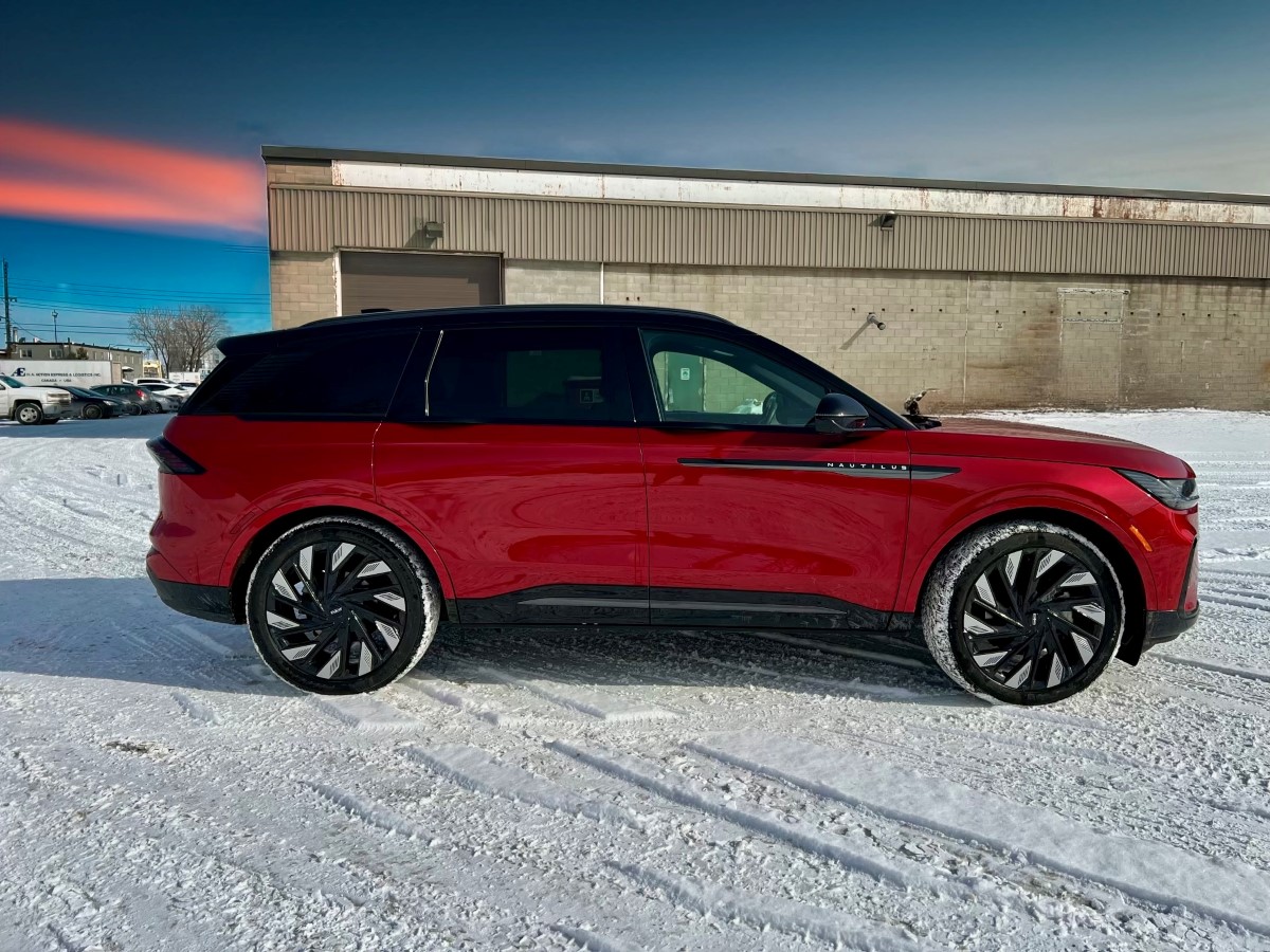 2025 lincoln nautilus reivew