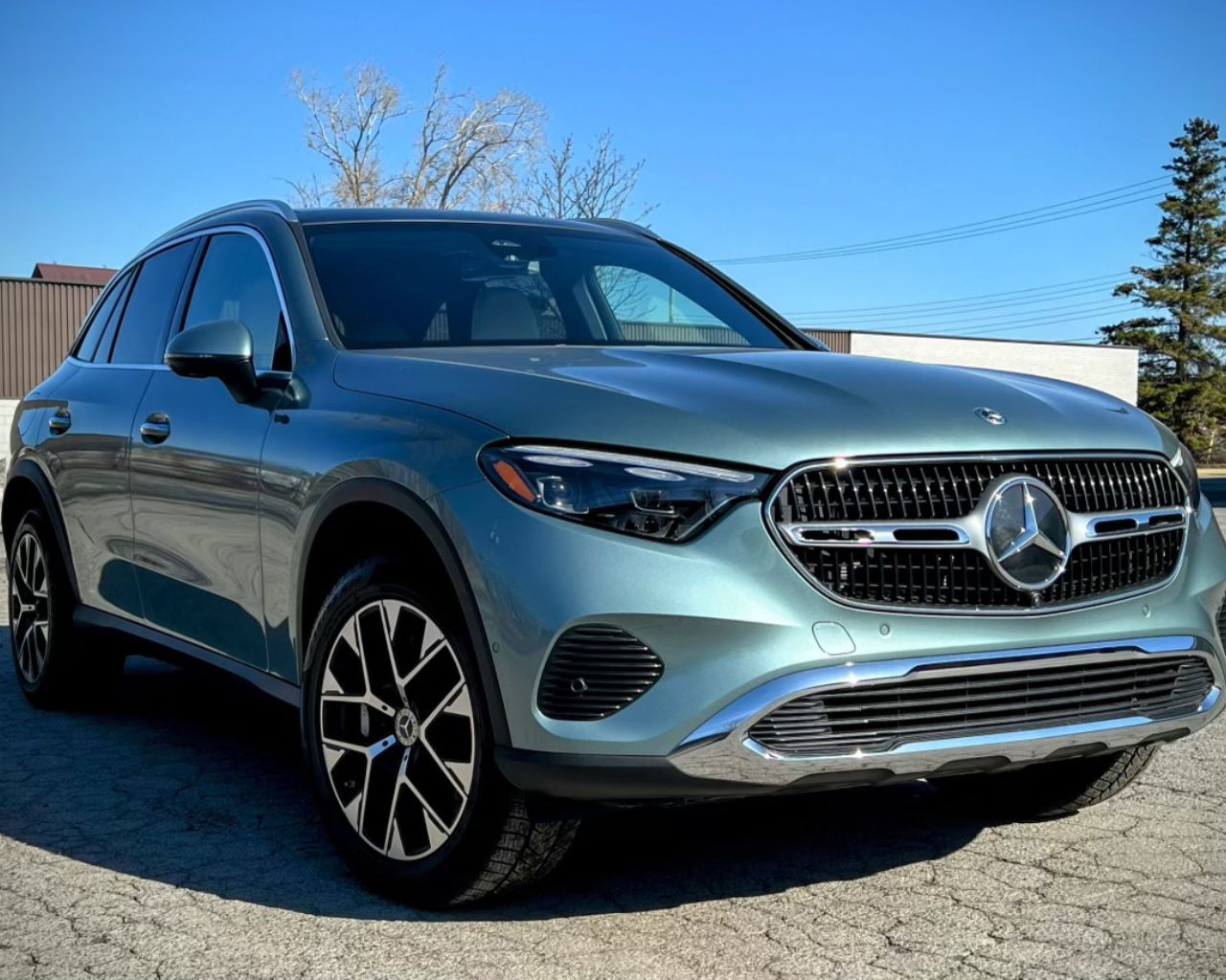 Mercedes-Benz GLC350e 2025