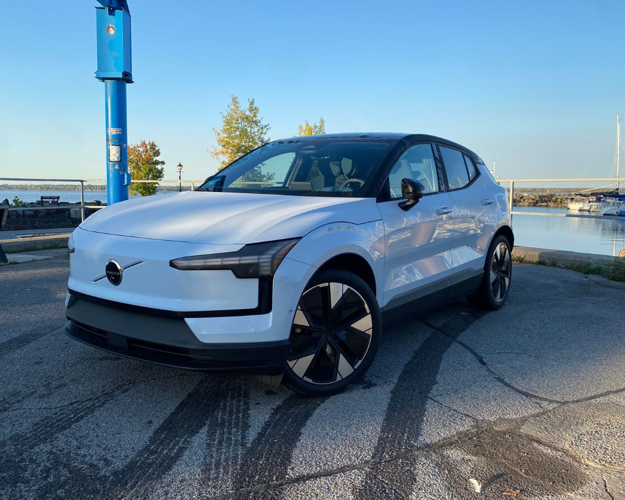 Volvo EX30 2025